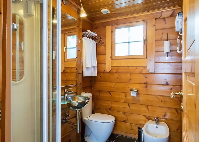 De Salut Somlom 酒店 圣伊斯特维-德帕劳托德拉